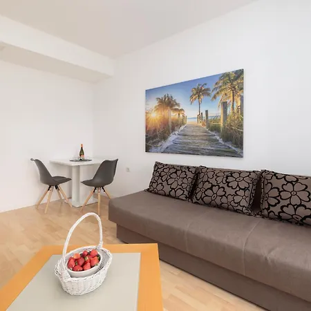 Rados Apartmán *