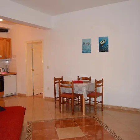 Apartament Rados